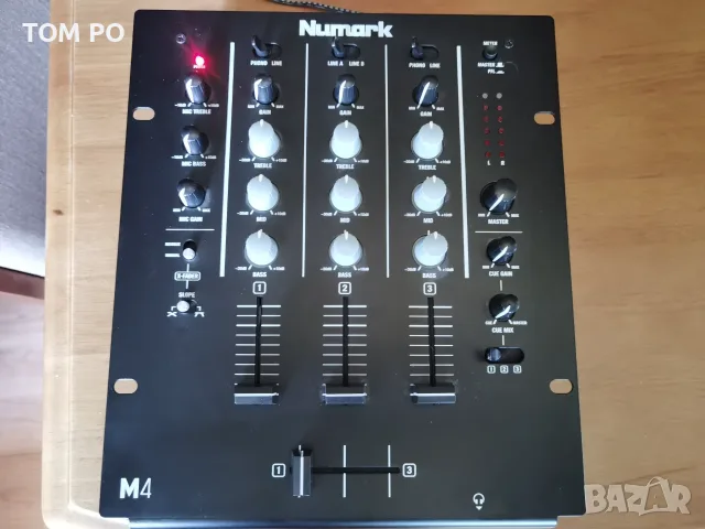 Numark M4 Mixer Pro, снимка 3 - Ресийвъри, усилватели, смесителни пултове - 55486221