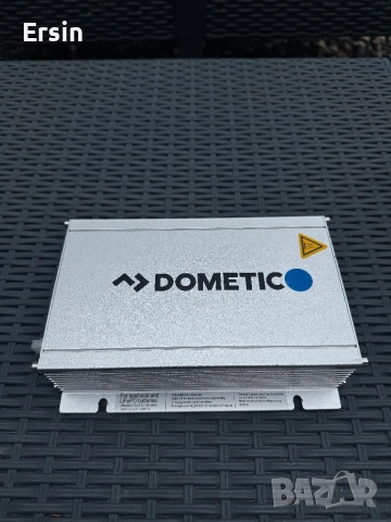 Зарядно устройство за батерии и преобразувател Buck-Boost DOMETIC SMP 439-10 , снимка 8 - Къмпинг мебели - 54496552