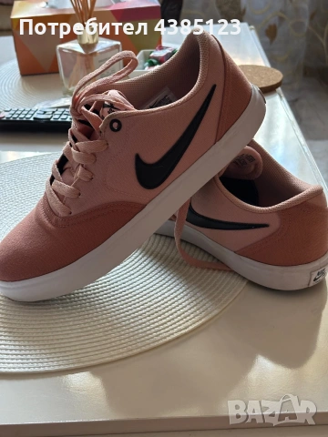 Маратонки Nike, снимка 4 - Маратонки - 54963546