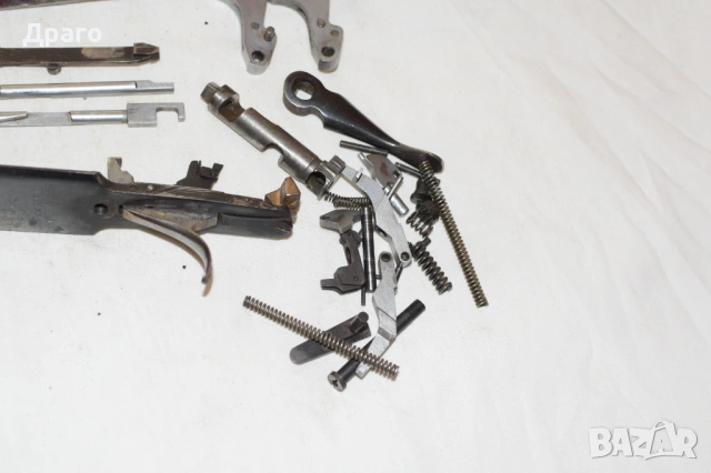 Лот части за Beretta 1934 7,65 mm, снимка 4 - Оборудване и аксесоари за оръжия - 54319870
