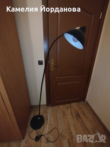 Продавам Лампа 160 см!