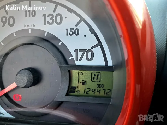 тойота айго автоматик, снимка 12 - Автомобили и джипове - 55600419