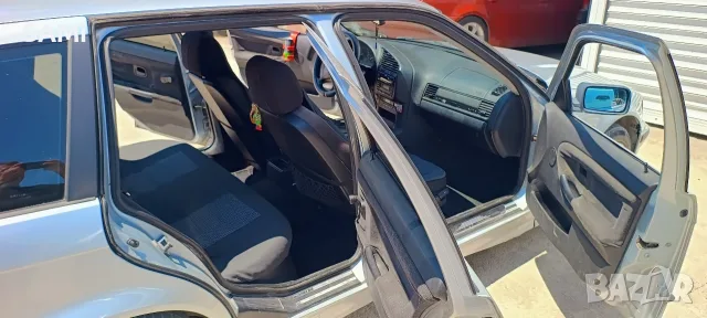 BMW E36 320I LPG Combi, снимка 12 - Автомобили и джипове - 55449906