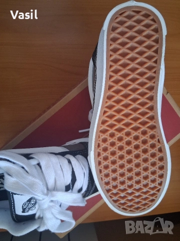 VANS 37 размер момче, снимка 3 - Детски обувки - 54793811