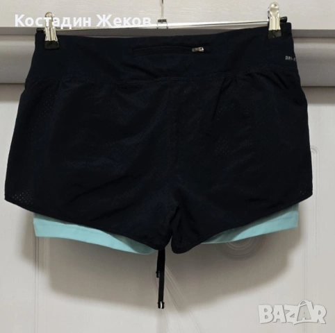 Нови. Дамски оригинални къси панталонки със клинче. Nike DRI FIT RUNING , снимка 2 - Къси панталони и бермуди - 54722335