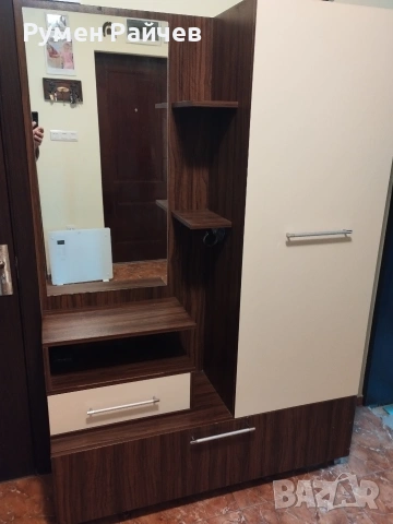 портманто със огледало