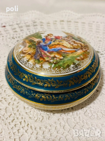 порцеланова кутия за бижута, снимка 2 - Антикварни и старинни предмети - 55122098