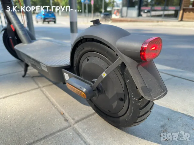 Xiaomi Electric Scooter 4 Pro (2nd Gen) – отлично състояние, снимка 6 - Скутери и тротинетки - 55593460