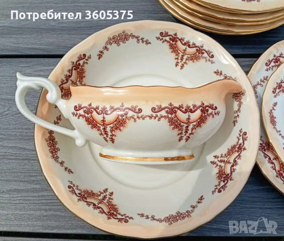 Рядък ,порцеланов сервиз за хранене,луксозна серия на Изида , снимка 6 - Антикварни и старинни предмети - 54201207