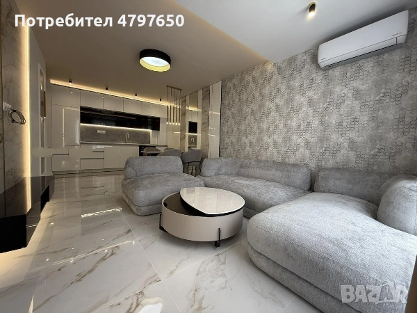 Тристаен апартамент в Остромила 