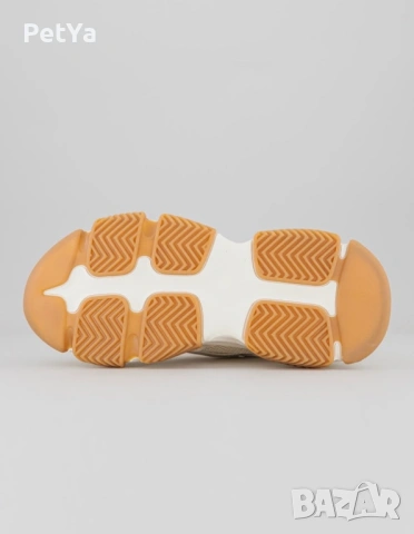 Спортни обувки Steve Madden, снимка 5 - Дамски ежедневни обувки - 54690661
