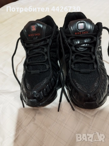 обувки Nike Shox triple black, снимка 6 - Маратонки - 54728439