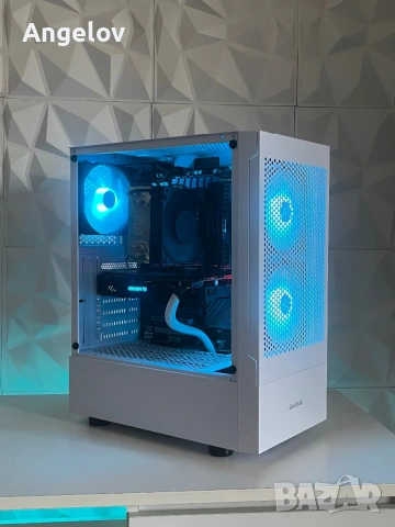 Бял Геймърски компютър / RX 580 / i7 / 16GB RAM /