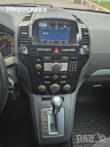 Opel Zafira, снимка 10 - Автомобили и джипове - 54743845