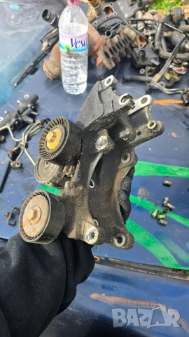 Обтяжба и паразитна ролка с планка Пежо / Ситроен 2.2 HDi 133 Peugeot Citroen