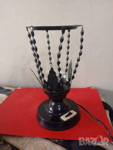 Винтидж настолна лампа