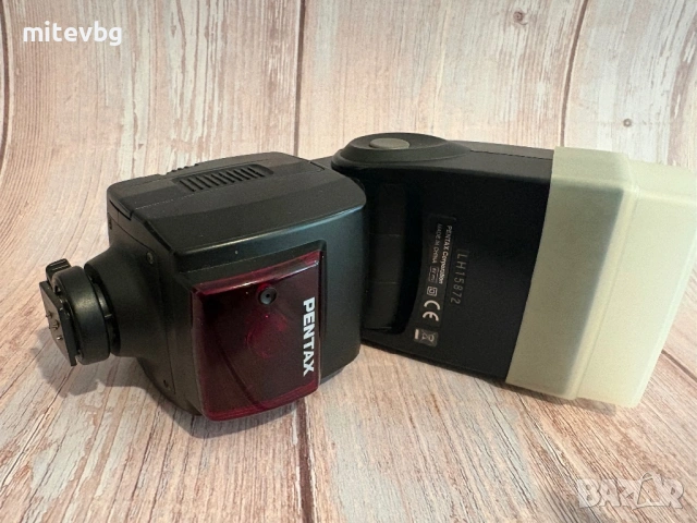 Светкавица Pentax AF 540, снимка 3 - Светкавици, студийно осветление - 54592973