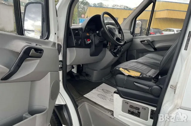 Mercedes Sprinter 313, снимка 10 - Бусове и автобуси - 55595370