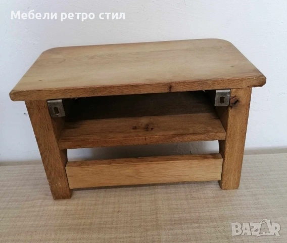 Стилна дървена поставка / мини рафт с интересен извит дизайн, изработен от масивно дърво., снимка 3 - Етажерки - 54252187