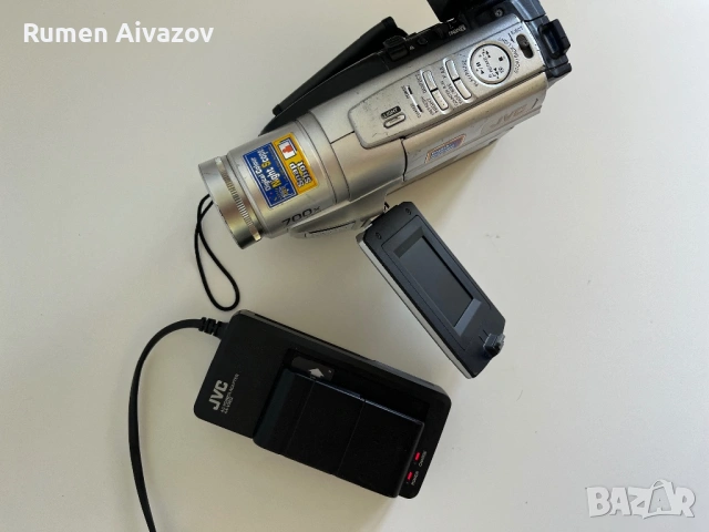Работеща видеокамера JVC GR-SXM49E Super VHS-C (със зарядно), снимка 5 - Камери - 54853008