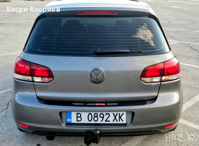 VW Голф 6 1.6 TDI, снимка 10 - Автомобили и джипове - 55366072