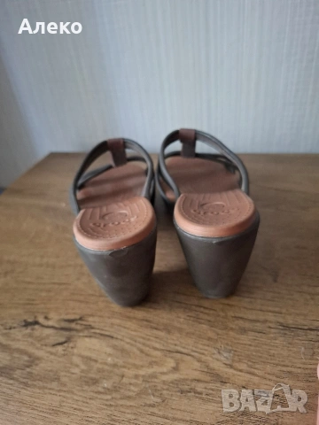 Crocs дамски чехли 38- 39 номер. , снимка 5 - Чехли - 55061081