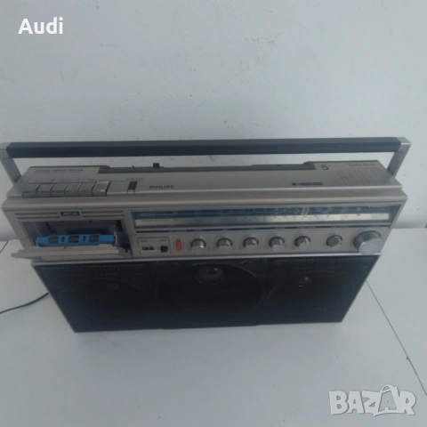 Philips D 8444 METAL радио касетофон , снимка 5 - Радиокасетофони, транзистори - 55159175