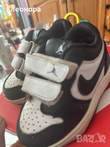 бебешки маратонки Nike Jordan, снимка 3 - Детски маратонки - 54334347
