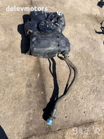 0444040014, 208993933R, 172A21178R Adblue резервоар с помпа от Renault Trafic 3 1.6 dci , снимка 2 - Части - 54939899