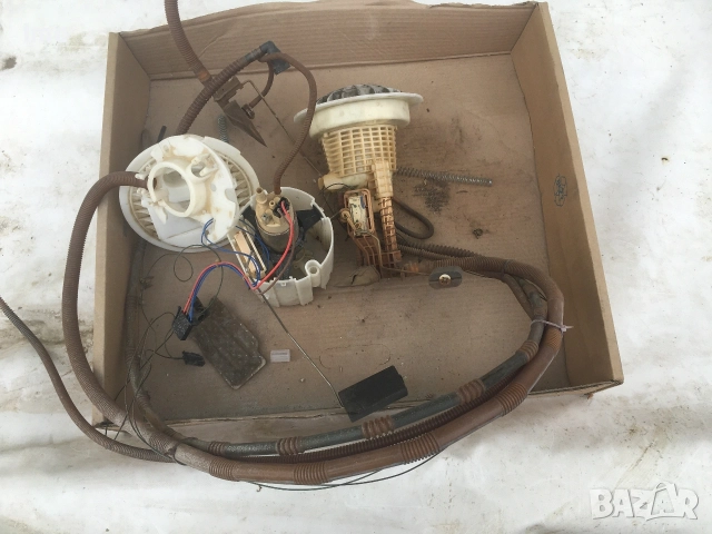 Помпа бензинова Мерцедес ML350, снимка 3 - Части - 55211990