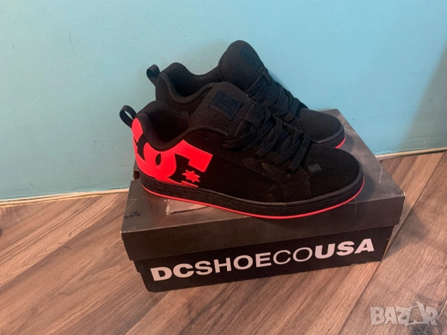 DC Court Graffik Black/Hot pink дамски кецове, снимка 3 - Кецове - 54829420