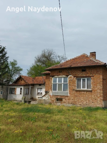 Продава се къща  село Селановци