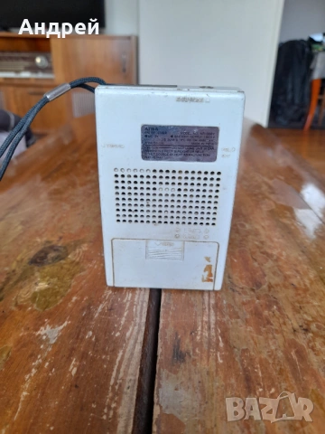 Старо радио,радиоприемник Aiwa AR-888V, снимка 3 - Антикварни и старинни предмети - 54455925