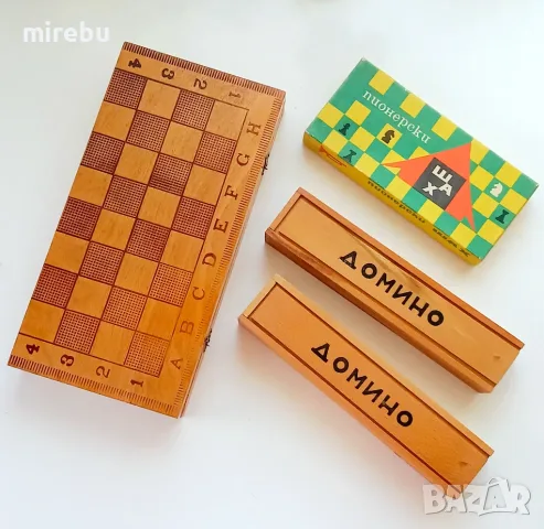 Ретро шах и домино от соца, в отлично състояние
