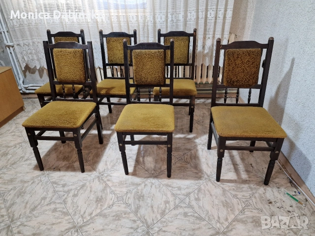 Трапезни столове