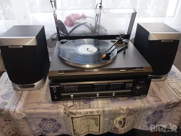 Комплект Grundig Грамофон PS2600,усилвател VE750 и колони UMS12