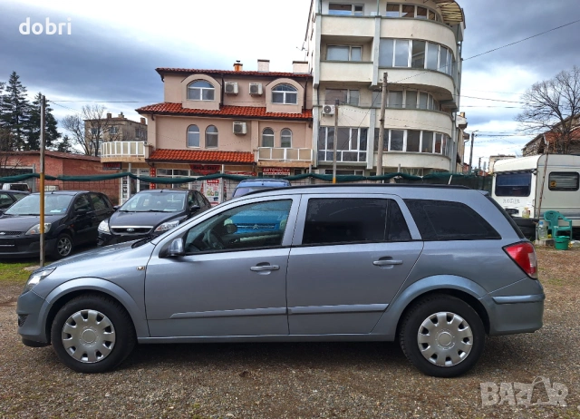 Опел астра 1.6 бензин с климатик фейслифт 2008г., снимка 6 - Автомобили и джипове - 54042439