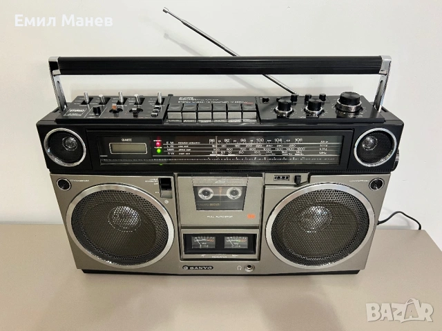 Sanyo M9990 LU, снимка 2 - Радиокасетофони, транзистори - 54932410