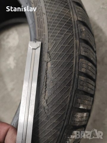 2 броя зимни гуми Continental 215 / 50 R17 , снимка 4 - Гуми и джанти - 55093428