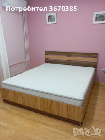 Спалня с матрак и две нощни шкафчета , снимка 4 - Спални и легла - 55063302