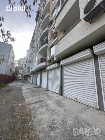 Гараж продава, снимка 3 - Гаражи и паркоместа - 53957915