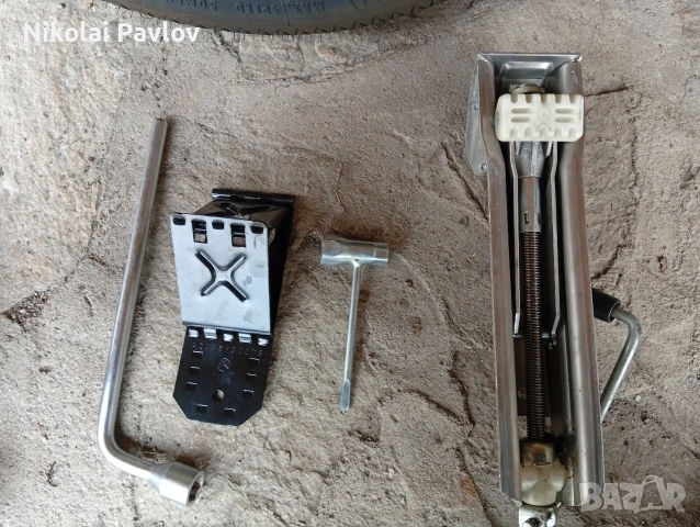 Мерцедес Е Класа за Части , снимка 4 - Части - 54120530