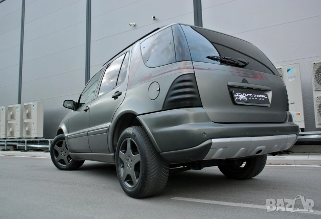Mercedes-Benz ML 320 ГАЗ*AMG*NAVI*, снимка 5 - Автомобили и джипове - 54974909