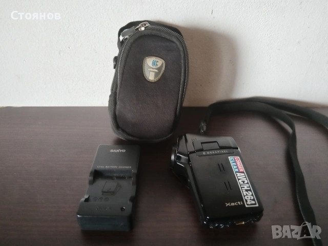 Камера Sanyo VPC-CG65 Xacti 6MP , снимка 12 - Камери - 54566884