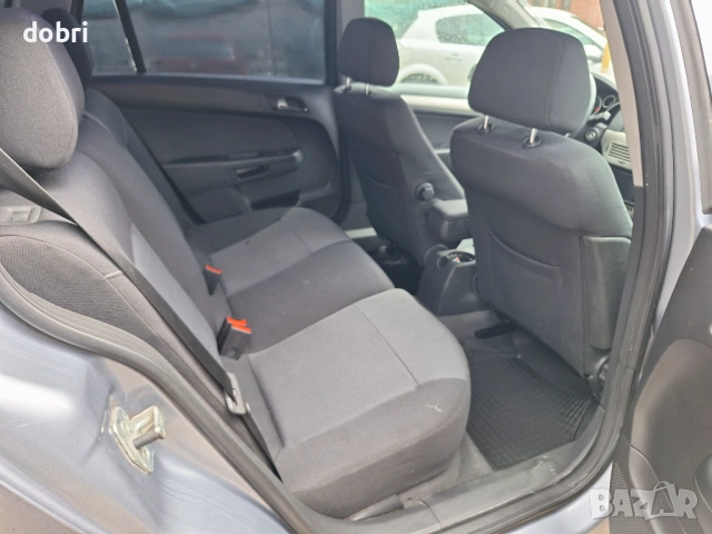 Опел астра 1.6 бензин с климатик фейслифт 2008г., снимка 10 - Автомобили и джипове - 54042439