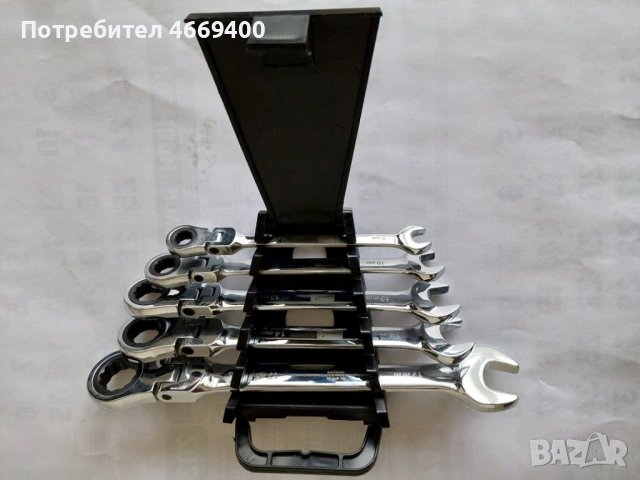 Нов комплект гаечни ключове с тресчотка в куфар, снимка 2 - Куфари с инструменти - 54097632