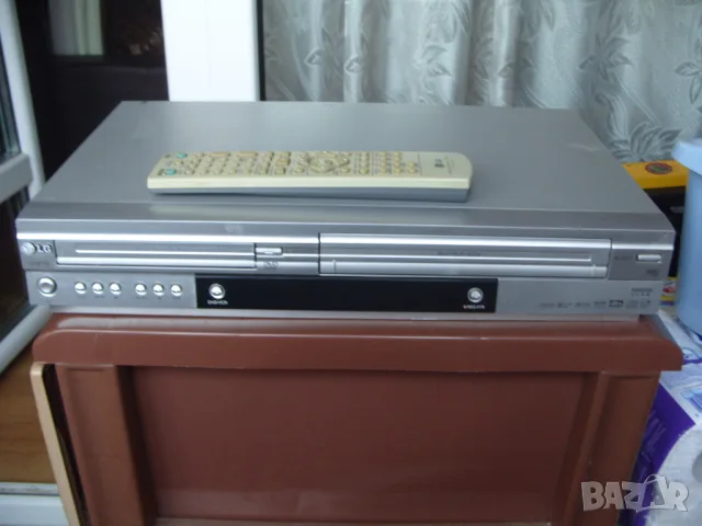 LG VC8716 DVD/VHS HiFi Player Combo - 75 € / 146,69лв