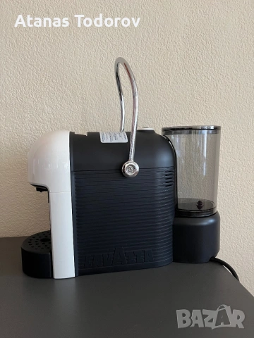 Кафемашина Lavazza A Modo Mio JULIE EVO, снимка 2 - Кафемашини - 55104598