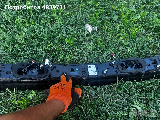     Оригинална LED лайсна задна броня Toyota C-HR 81580-F4220 OEM, снимка 2 - Аксесоари и консумативи - 55082941