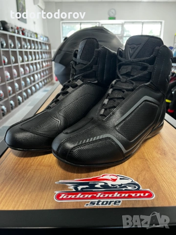 Мото боти DAINESE RAPTOR 2.0 номер 41,100% оригинални и като нови 79.90€